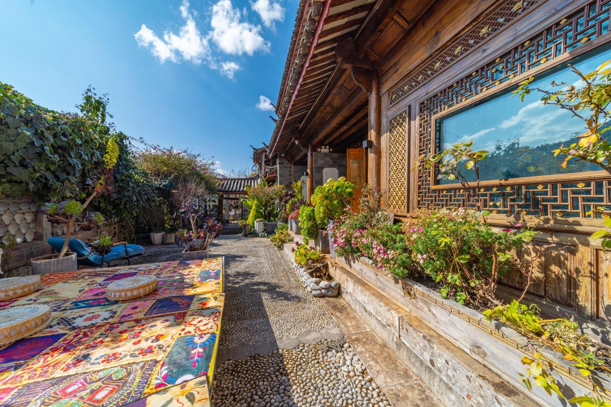 Lijiang Mountain View Boutique Inn Екстер'єр фото