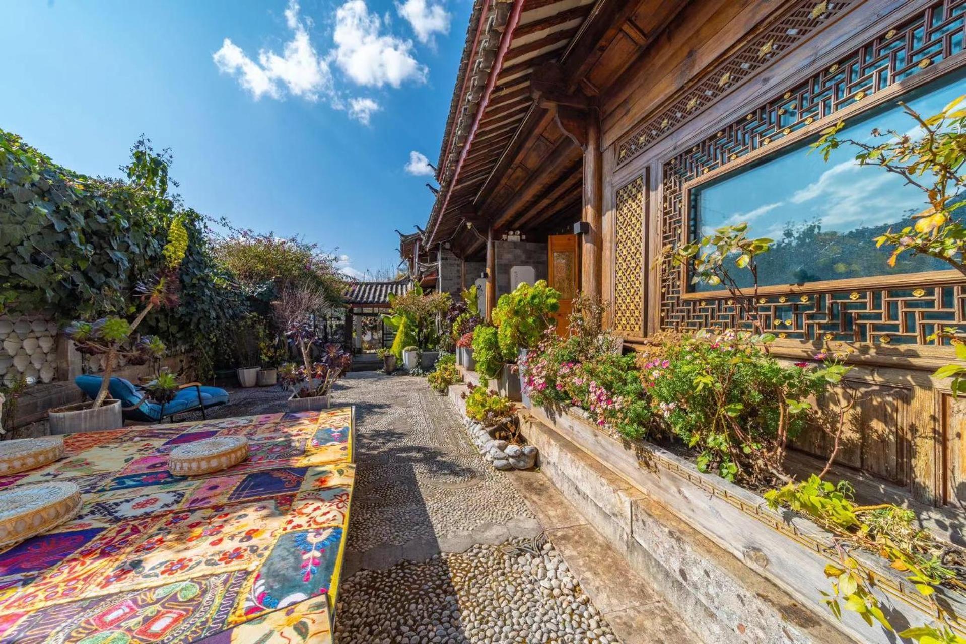 Lijiang Mountain View Boutique Inn Екстер'єр фото